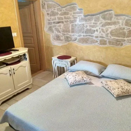 Apartman Dado *