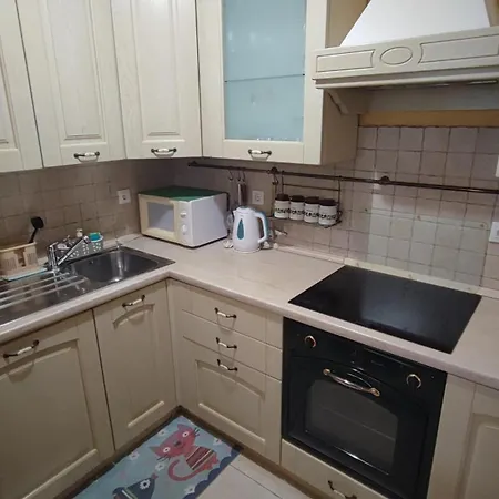 Apartment Dado